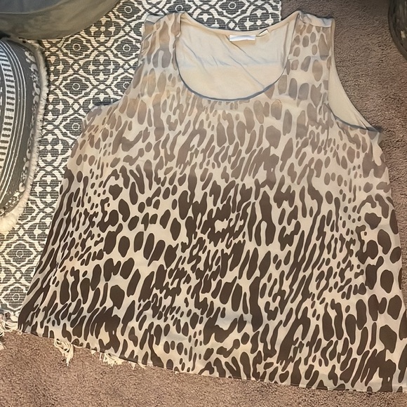 New York & Company Giraffe print Tank Top Size XL - Picture 2 of 8